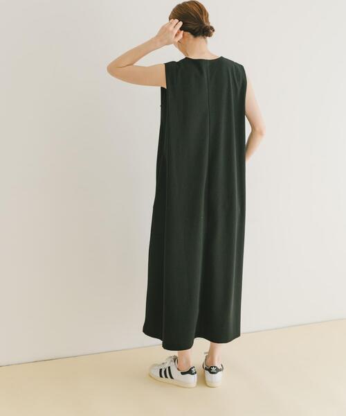 ITEMS URBANRESEARCH(アイテムズ アーバンリサーチ)の「カットミラノノースリワンピース(ワンピース・レディース・ブラック/ブラウン系その他/オフホワイト・FREE)」の14枚目の写真