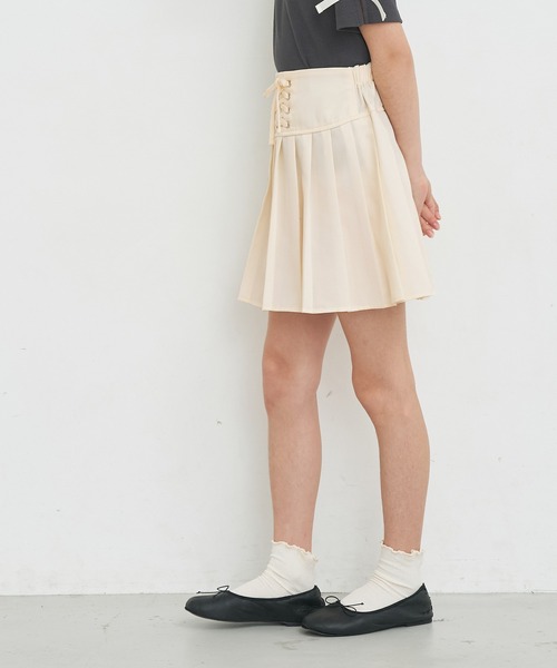 coca(coca)(コカ)の「\再入荷/ キッズ レースアッププリーツスカート(スカート・キッズ・グレー/ブラック/アイボリー・120/130/140/150)」の9枚目の写真