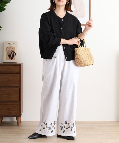 Emago(イマゴ)の「EMAGO ローズ刺繍パンツ(その他パンツ・レディース・イエロー/ホワイト/チャコールグレー・FREE)」の7枚目の写真
