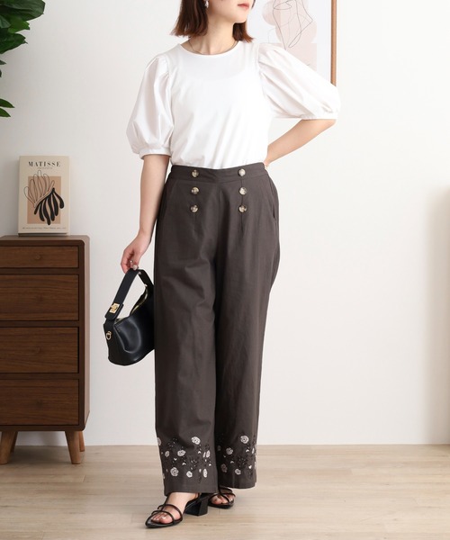 Emago(イマゴ)の「EMAGO ローズ刺繍パンツ(その他パンツ・レディース・イエロー/ホワイト/チャコールグレー・FREE)」の11枚目の写真