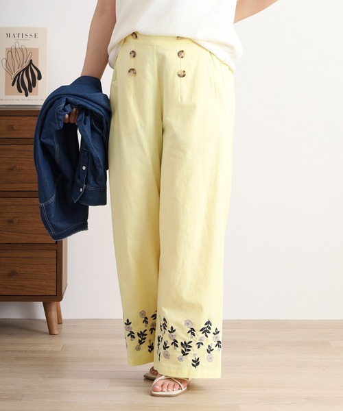 Emago(イマゴ)の「EMAGO ローズ刺繍パンツ(その他パンツ・レディース・イエロー/ホワイト/チャコールグレー・FREE)」の12枚目の写真