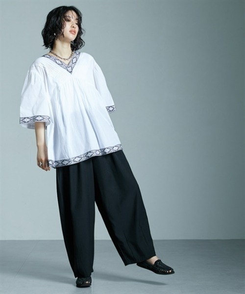 Soiunique（スワユニーク）の「落ち感素材ゆったりサイズサーカスパンツ ［Soiunique］（その他パンツ・レディース・ブラック/ベージュ/チャコール・M/L/LL）」の6枚目の写真