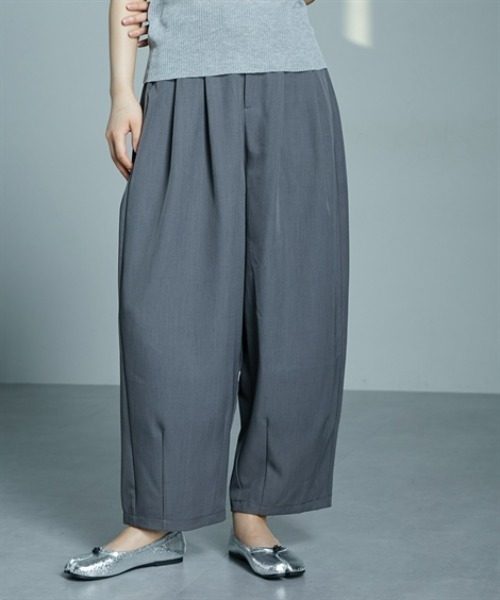 Soiunique（スワユニーク）の「落ち感素材ゆったりサイズサーカスパンツ ［Soiunique］（その他パンツ・レディース・ブラック/ベージュ/チャコール・M/L/LL）」の5枚目の写真