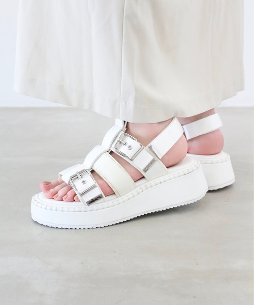 Lucida（ルシーダ）の「Aludra/厚底サンダル（サンダル・レディース・ベージュ/ホワイト/ピンク/グレー・35/36/37/38/39）」の9枚目の写真