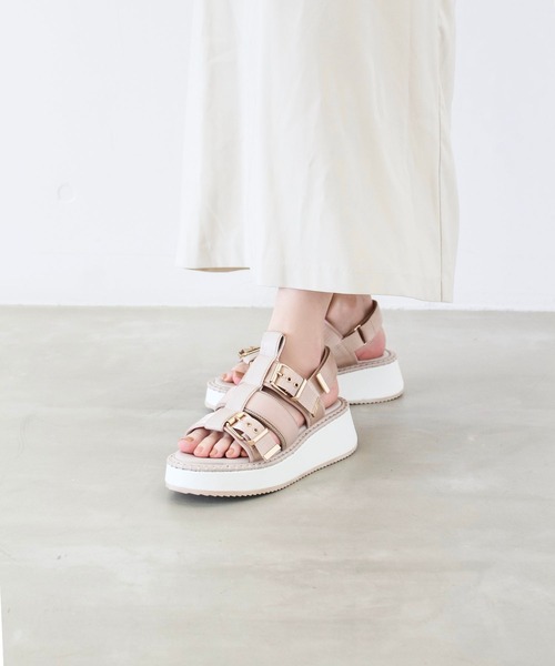 Lucida（ルシーダ）の「Aludra/厚底サンダル（サンダル・レディース・ベージュ/ホワイト/ピンク/グレー・35/36/37/38/39）」の18枚目の写真