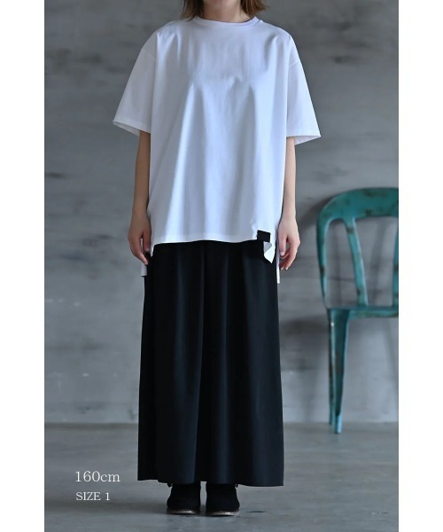 funda mine（ファンダマイン）の「[日本製]【接触冷感・速乾・蒸れ防止】ARTボックスTシャツ（Tシャツ/カットソー・レディース・ブラック/ホワイト・02/01）」の22枚目の写真