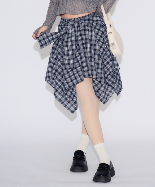 tinkerend(ティンカーエンド)の「Check Wrap Mini Skirt / チェックラップミニスカート シャツレイヤード(スカート・レディース・ブルー/ホワイト・FREE)」の2枚目の写真