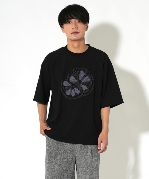 ATELANE(アテレーン)の「ATELANE/梨地 刺繍 クルーTEE(Tシャツ/カットソー・メンズ・グリーン/ブラック系その他/ブラック/サックスブルー/ホワイト系その他/ホワイト・LARGE/MEDIUM)」の11枚目の写真