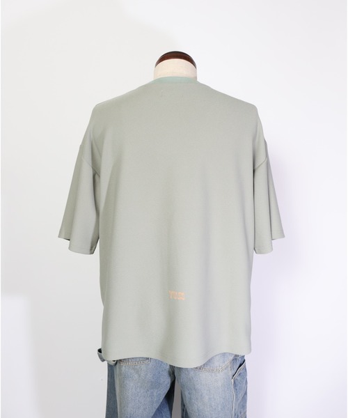 ATELANE(アテレーン)の「ATELANE/梨地 刺繍 クルーTEE(Tシャツ/カットソー・メンズ・グリーン/ブラック系その他/ブラック/サックスブルー/ホワイト系その他/ホワイト・LARGE/MEDIUM)」の22枚目の写真