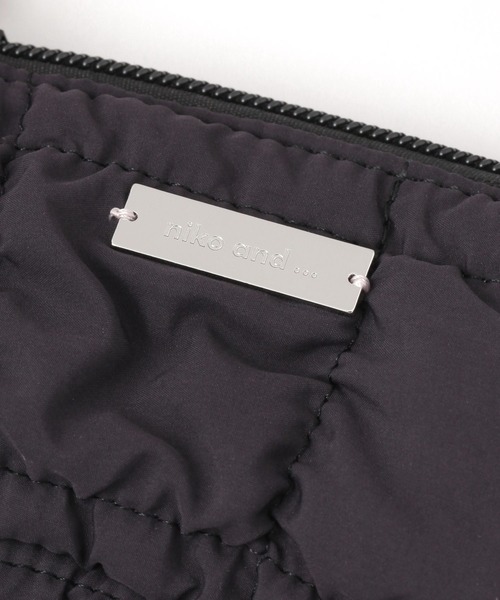 niko and...(ニコアンド)の「キルトミニバッグチャーム(チャーム・レディース・ブラック/ライトグリーン/パープル/グレー・0)」の8枚目の写真