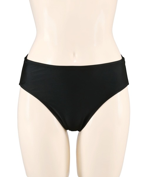 San-ai Resort 三愛水着楽園（サンアイリゾート　サンアイミズギラクエン）の「【WEB限定】Aラインワンピ9号・11号【Big Apple's（ビッグアップルズ）】（水着・レディース・ホワイト/ブラック・9号/11号）」の16枚目の写真