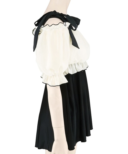 San-ai Resort 三愛水着楽園（サンアイリゾート　サンアイミズギラクエン）の「【WEB限定】Aラインワンピ9号・11号【Big Apple's（ビッグアップルズ）】（水着・レディース・ホワイト/ブラック・9号/11号）」の17枚目の写真