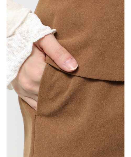 LAGUNAMOON（ラグナムーン）の「スエードライクアシメベルトミニスカート（スカート・レディース・ブラウン/キャメル・SMALL/MEDIUM）」の14枚目の写真