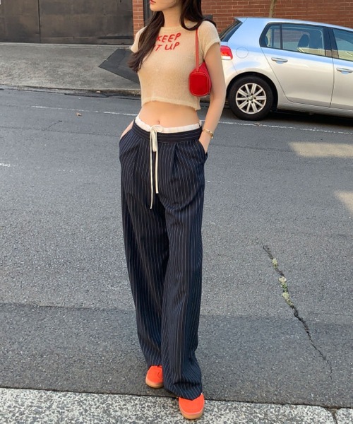 2ly2（トゥーリートゥー）の「ストライプワイドパンツ（その他パンツ・レディース・グレー/ネイビー・FREE）」の12枚目の写真