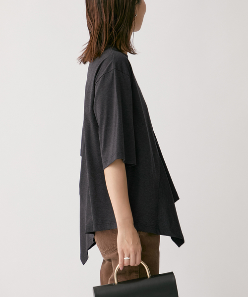Room no.8(ルームエイト)の「Room no.8 ルームエイト SMOOTH CO DRAPE TOPS SR8S-014(Tシャツ/カットソー・レディース・ホワイト/チャコールグレー・FREE)」の4枚目の写真