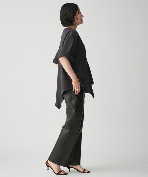 Room no.8(ルームエイト)の「Room no.8 ルームエイト SMOOTH CO DRAPE TOPS SR8S-014(Tシャツ/カットソー・レディース・ホワイト/チャコールグレー・FREE)」の16枚目の写真