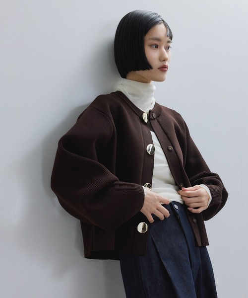 WEB限定】・【サステナブル】セレクトネックウェーブボタン