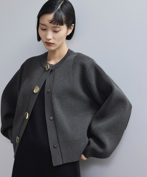 WEB限定】・【サステナブル】セレクトネックウェーブボタン