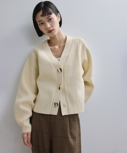 WEB限定】・【サステナブル】セレクトネックウェーブボタン