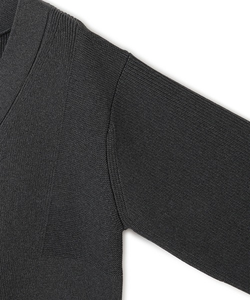 WEB限定】・【サステナブル】セレクトネックウェーブボタン