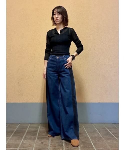 GAP(ギャップ)の「ミッドライズ ウルトラソフト バギーデニム(デニムパンツ・レディース・ライトインディゴブルー・23/24/25/26/27/28/29/30)」の7枚目の写真