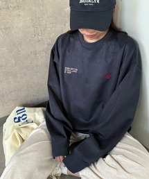 KANGOL（カンゴール）の「【25年秋冬新作】【KANGOL】別注フェイクスエードワンポイント刺繍ラグラントップス（スウェット）」