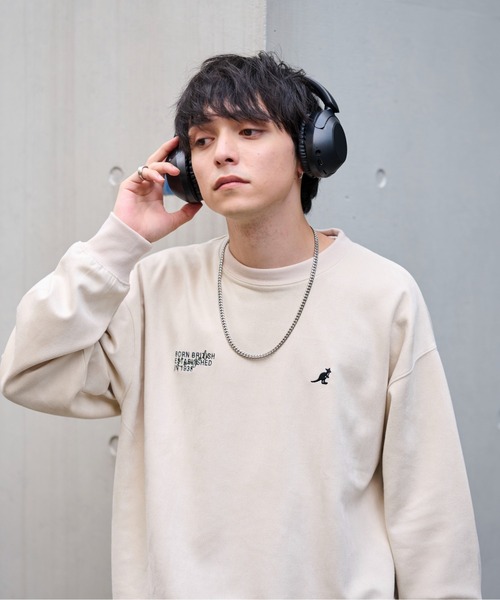 KANGOL(カンゴール)の「【KANGOL】別注フェイクスエードワンポイント刺繍ラグラントップス(スウェット・メンズ・その他1/アイボリー/ブラウン/ネイビー・XL/M/L)」の5枚目の写真