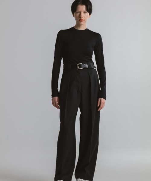 CINOH（チノ）の「T/W TWILL HIGH WAIST TWO TUCK PANTS（スラックス