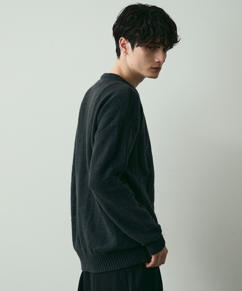 Shoowtime(ショウタイム)の「Basic Oversized Knit Sweater / ベーシッククルーネックニット(ニット/セーター・メンズ・ブラウン/チャコールグレー・MEDIUM/LARGE)」の10枚目の写真