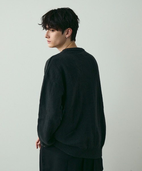 Shoowtime(ショウタイム)の「Basic Oversized Knit Sweater / ベーシッククルーネックニット(ニット/セーター・メンズ・ブラウン/チャコールグレー・MEDIUM/LARGE)」の11枚目の写真