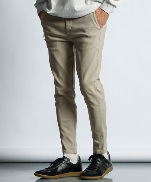 LANVIN en Bleu(ランバンオンブルー)の「超伸縮「ガムストレッチ」スキニー イージーチノパン(スラックス・メンズ・チャコールグレー/ブラック/グレイッシュベージュ/ネイビー・50/48/46/52)」の3枚目の写真