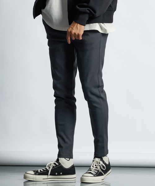 LANVIN en Bleu(ランバンオンブルー)の「超伸縮「ガムストレッチ」スキニー イージーチノパン(スラックス・メンズ・チャコールグレー/ブラック/グレイッシュベージュ/ネイビー・50/48/46/52)」の18枚目の写真