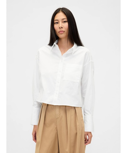 GAP(ギャップ)の「オーガニックコットン オックスフォード オーバーサイズクロップドシャツ(シャツ/ブラウス・レディース・ホワイト×ネイビー/ホワイト・XS/S/M/L/XXS)」の1枚目の写真