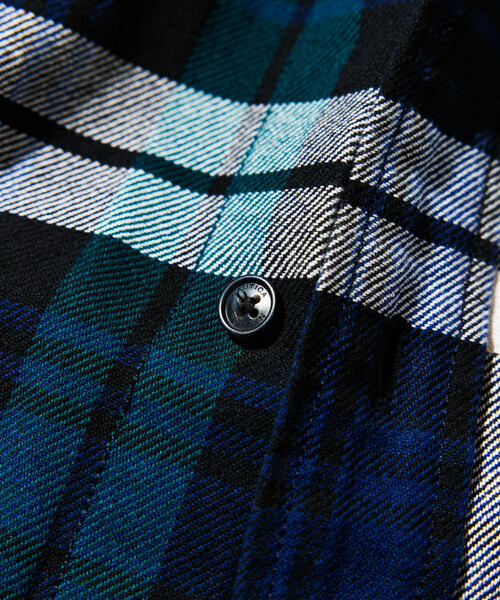 NAUTICA（ノーティカ）の「NAUTICA/ノーティカ ウォッシュド ビックチェック ヘビーコットン ネルシャツ（シャツ/ブラウス・メンズ・グリーン/ネイビー/オリーブ・MEDIUM/LARGE/X-LARGE）」の20枚目の写真