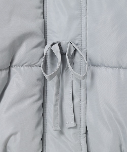 Amourire girl（アムリールガール）の「スタンドカラー中綿リボンブルゾン（ブルゾン・キッズ・サックスブルー/グレー/オフホワイト・130cm/140cm/150cm/160cm）」の5枚目の写真