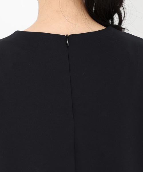 UNIVERVAL MUSE（ユニバーバル ミューズ）の「アクアジャージ_ペプラムヘムジャージワンピース（ワンピース・レディース・ベージュ/ブラック・2）」の7枚目の写真