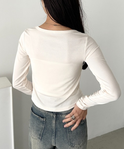 CLEA(クレア)の「ヘンリーネック長袖トップス(Tシャツ/カットソー・レディース・ネイビー/ホワイト/アイボリー/ブラック/グレー・FREE)」の15枚目の写真