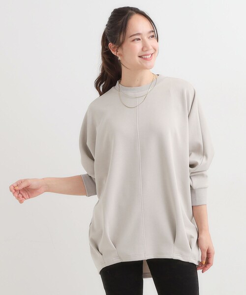 SHOO・LA・RUE（シューラルー）の「【S-LL/体型カバー】とろみ感が心地よい 裾タック ドルマンチュニック（チュニック・レディース・モスグリーン/ネイビー/ライトベージュ・01/02/03/04）」の8枚目の写真