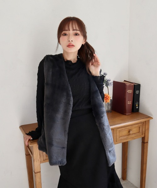 即完JOSEPH◆今期新品タグ付ファーベスト38黒21万リバーシブル羊革 sankyo shokai（三京商会） ベスト ジレ ファーベスト エコファー