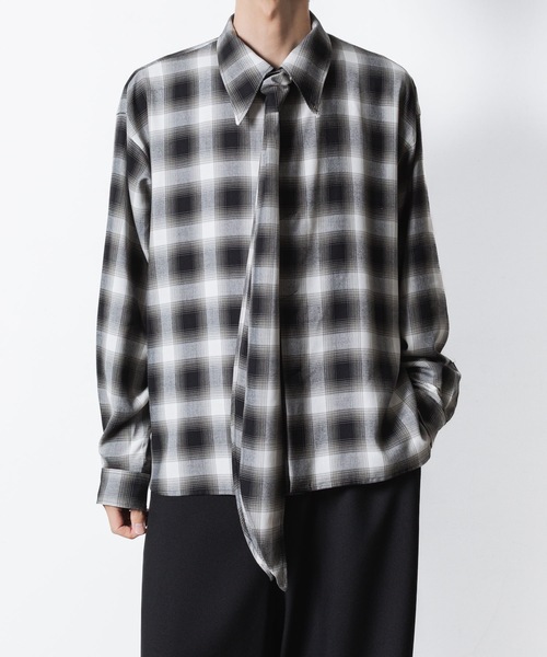 ato（アトウ）の「OMBRE-CHECK SHORT SCARF SHIRT（シャツ/ブラウス・メンズ・ブラック/ホワイト・44/46/48）」の11枚目の写真