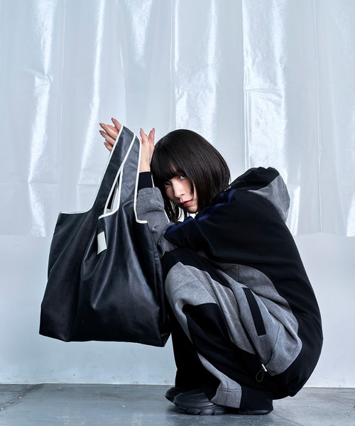 セール】【Nora Lily】Smooth Fake Leather Combi Bag（トートバッグ