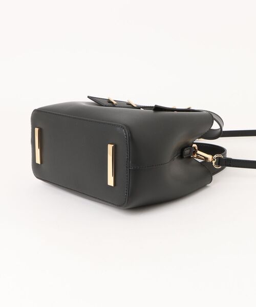 CHARLES & KEITH(チャールズ & キース)の「Shania ミニシャナイア ダブルハンドルトートバッグ(トートバッグ・レディース・オートミール/ブラック/ブルーグラス/チョコ/ライトベージュ・S)」の14枚目の写真