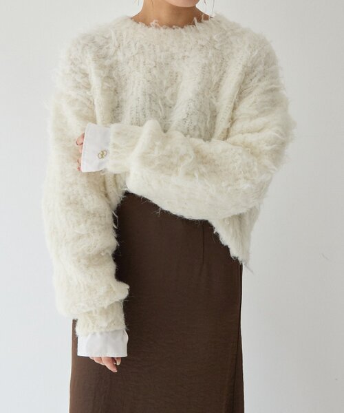 gemeil（ジェムイル）の「ドッキングスリーブシャギーニット(LA-333)（ニット/セーター・レディース・グレー/アイボリー/グレイッシュベージュ・FREE）」の2枚目の写真