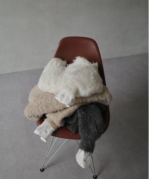 gemeil（ジェムイル）の「ドッキングスリーブシャギーニット(LA-333)（ニット/セーター・レディース・グレー/アイボリー/グレイッシュベージュ・FREE）」の18枚目の写真