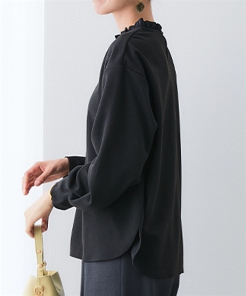 7days Life Styling(セブンデイズライフスタイリング)の「【裏側起毛であったか】フリルネックトップス<大きいサイズ有>(Tシャツ/カットソー・レディース・オフホワイト/ブラック・S/M/L/LL/3L)」の9枚目の写真