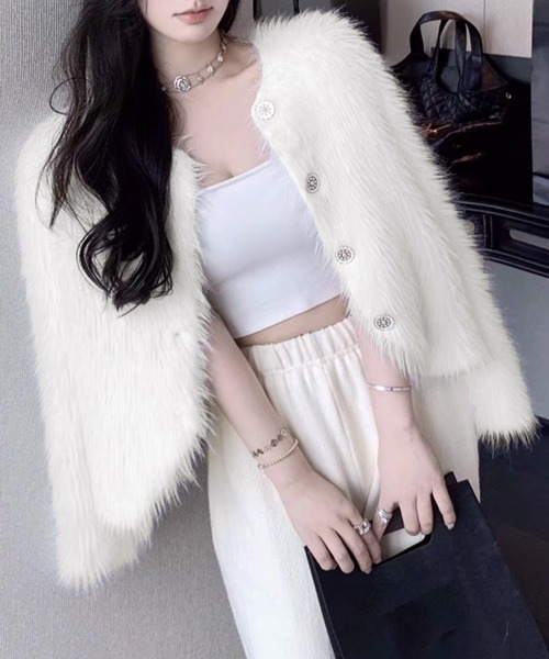 Miniministore(ミニミニストア)の「シャギーニットカーディガンふわふわ秋冬服(ブルゾン・レディース・ブラック/アイボリー・FREE)」の4枚目の写真
