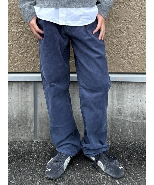 GAP（ギャップ）の「コーデュロイ リラックス ストレートパンツ（その他パンツ・メンズ・インディゴブルー/グレー・31W 32L/31W 30L/30W 30L/29W 30L/28W 30L/36W 32L/34W 32L/33W 32L/32W 32L/32W 30L）」の9枚目の写真