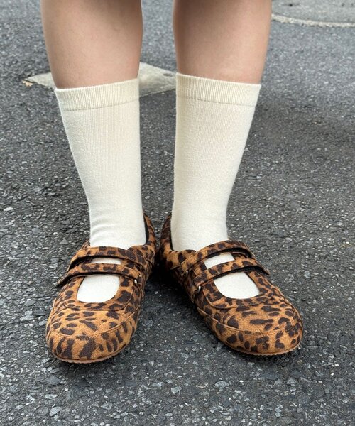 CIAOPANIC(チャオパニック)の「メリージェーンスニーカー(スニーカー・レディース・ブラウン/レッド・SMALL/MEDIUM/LARGE)」の3枚目の写真