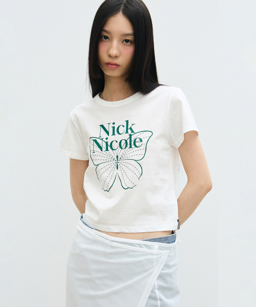 NICK&NICOLE(ニックアンドニコール)の「BUTTERFLY SIGNATURE CROP TOP_WHITE GREEN(Tシャツ/カットソー・レディース・その他・FREE)」の2枚目の写真