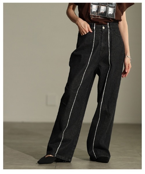 Sawa a la mode(サワアラモード)の「センターラインストレートデニムパンツ(デニムパンツ・レディース・ブラック/ブルー・FREE)」の22枚目の写真